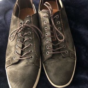 Kenneth Cole Men’s Suede Leather shoes